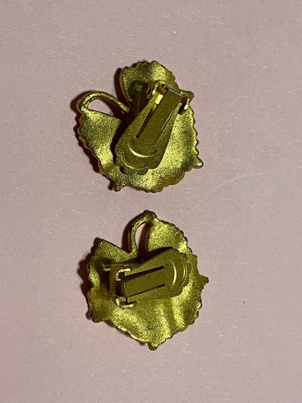 Vintage Gold Tone Rhinestone Leaf Clip on Earrings #9930 - Picture 2 of 4